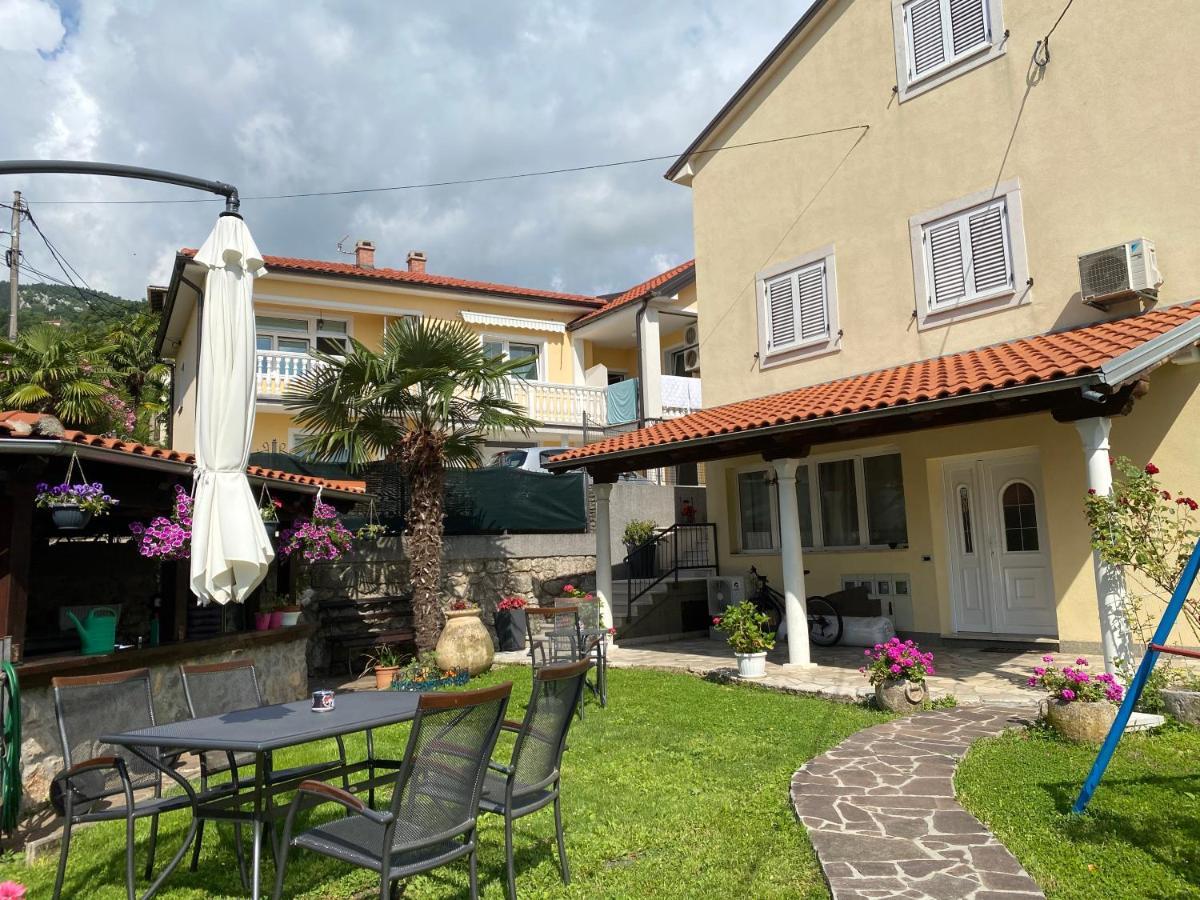 Penthouse Appartement Lovran Buitenkant foto